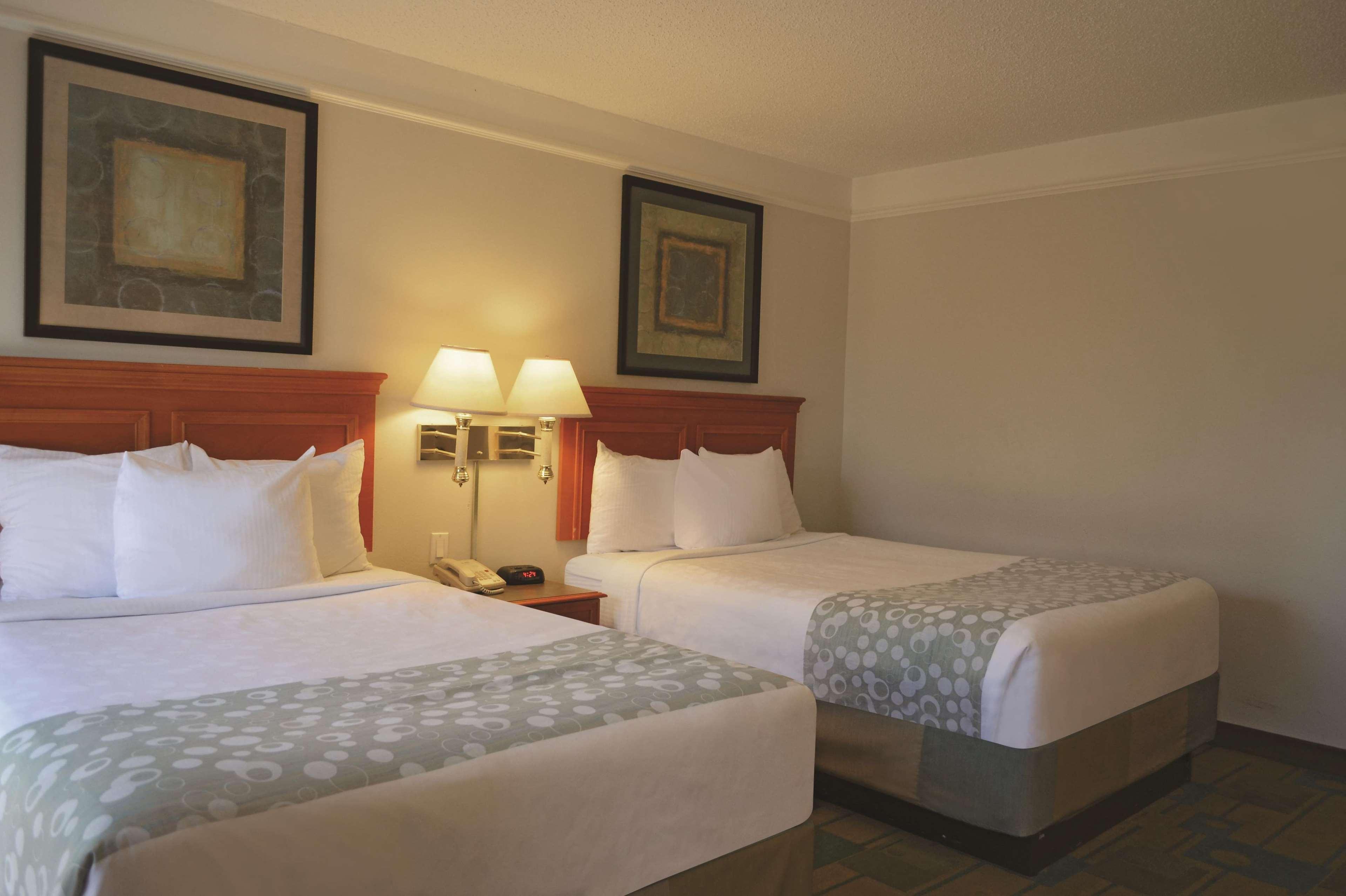 La Quinta Inn By Wyndham Austin Oltorf Exterior photo